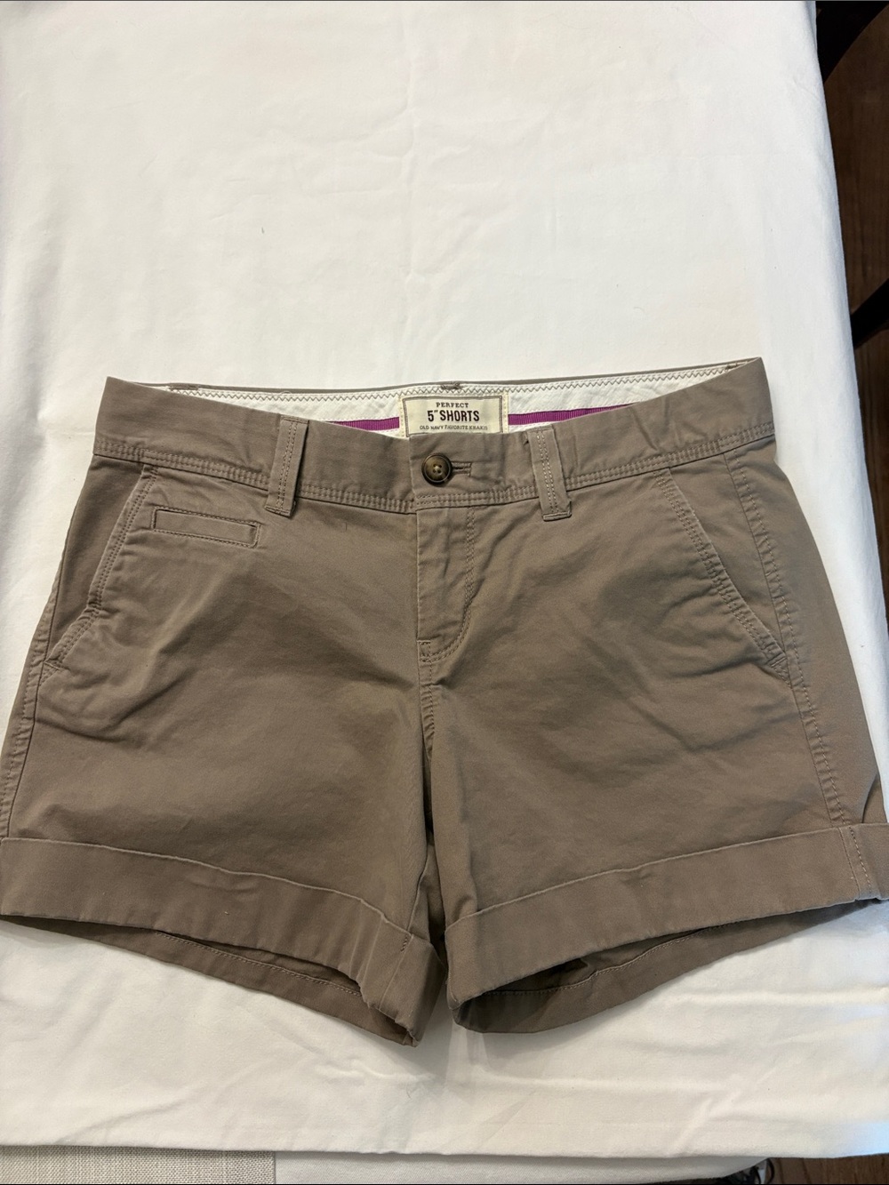 Old Navy Women's Tan 5” Chino Shorts